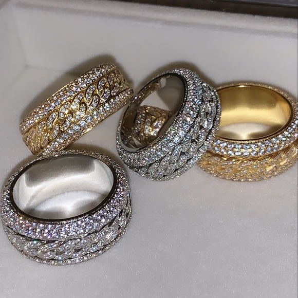 Iced out Cuban link ring - Dripndrop.ca - Picture 1 of 4